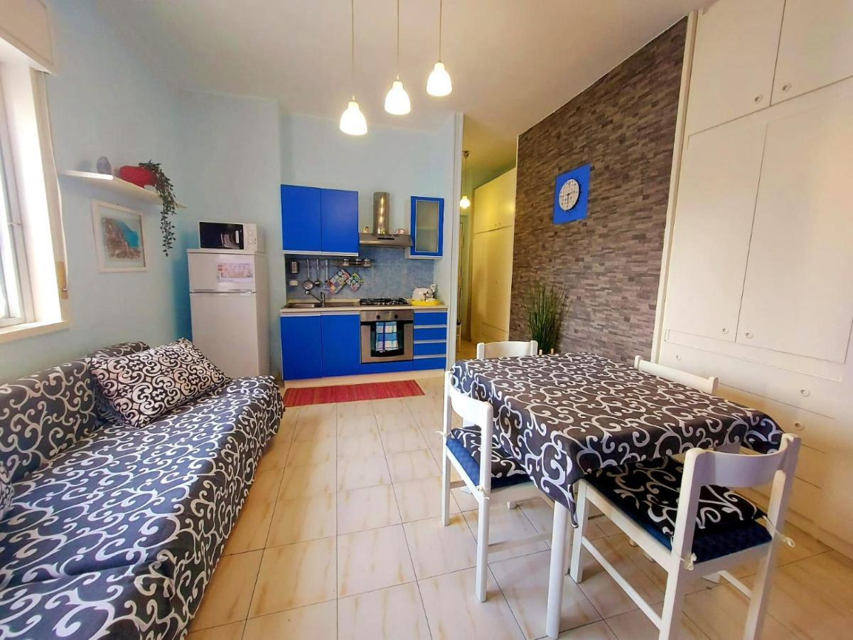 Apartment Terrazza Sul Mare - A Pochi Minuti Da Taormina Giardini-Naxos
